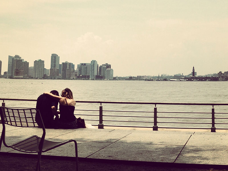 If you're wondering how to end a relationship, this couple figured it out.