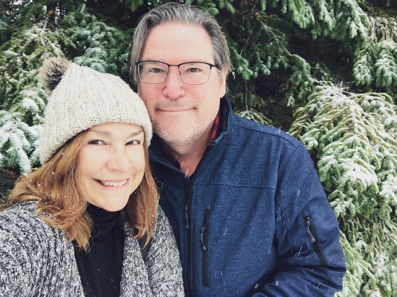 Advice on dating a divorced man, exploring challenges and tips for successful relationships on Zoosk.